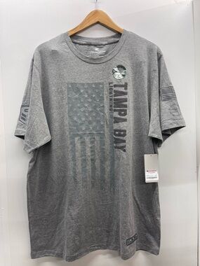 Colosseum Men's Gray Tampa Bay Lightning Graphic Tee